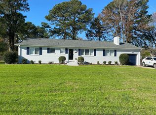 925 General Lee Dr, Virginia Beach, VA 23454