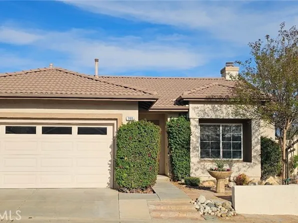 768 Moonlight Ct, Banning, CA 92220