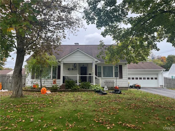 502 Rockhaven Rd, Utica, NY 13502