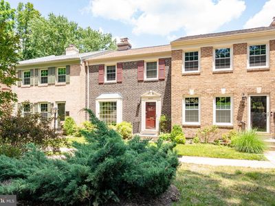 9277 Bailey Ln, Fairfax, VA, 22031