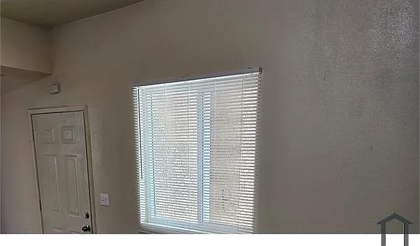 Studio, 350 sqft, $1,580 — Photo 4