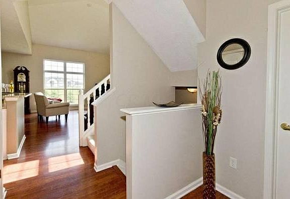 5th image of 705 Mystic Pointe Dr