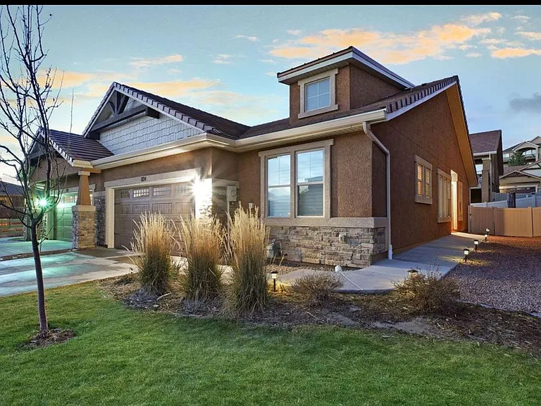 824 Yellow Jasper Point — Photo 26