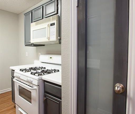 3rd image of 1408 Copper Meadow Dr