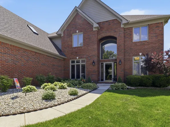 1240 Eagle View Ct, Greenwood, IN 46143