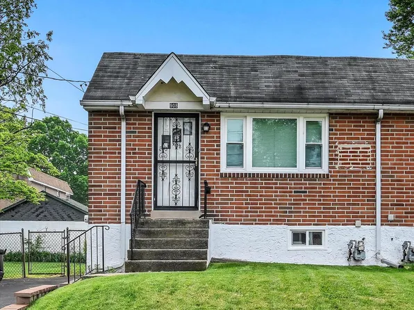 908 Beechwood Ave, Collingdale, PA 19023