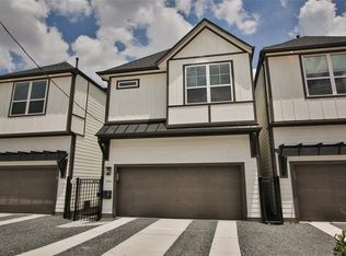 307 E 40th St #A, Houston, TX 77018