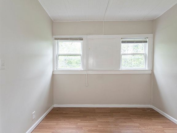 2nd image of 3921 Norledge Ave #817557