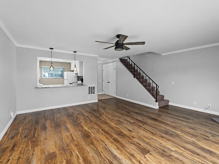 4624 W Point Loma Blvd #14 — Photo 7