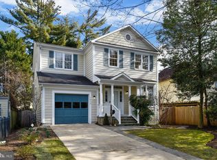 7815 Maple Ridge Rd, Bethesda, MD 20814