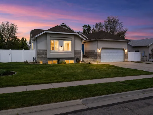 12488 S 1255 W, Riverton, UT 84065