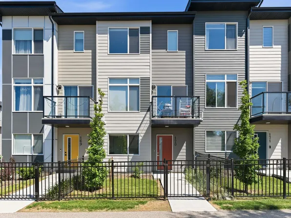 804 Welsh Dr SW #170, Edmonton, AB T6X 1Y8