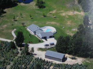 4970 N Stephens Rd, Fountain, MI 49410