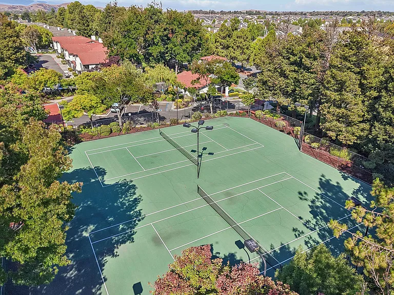 Ardenwood Forest Rental Condos — Photo 26