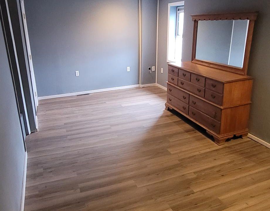 1st image of 503 32nd St #B