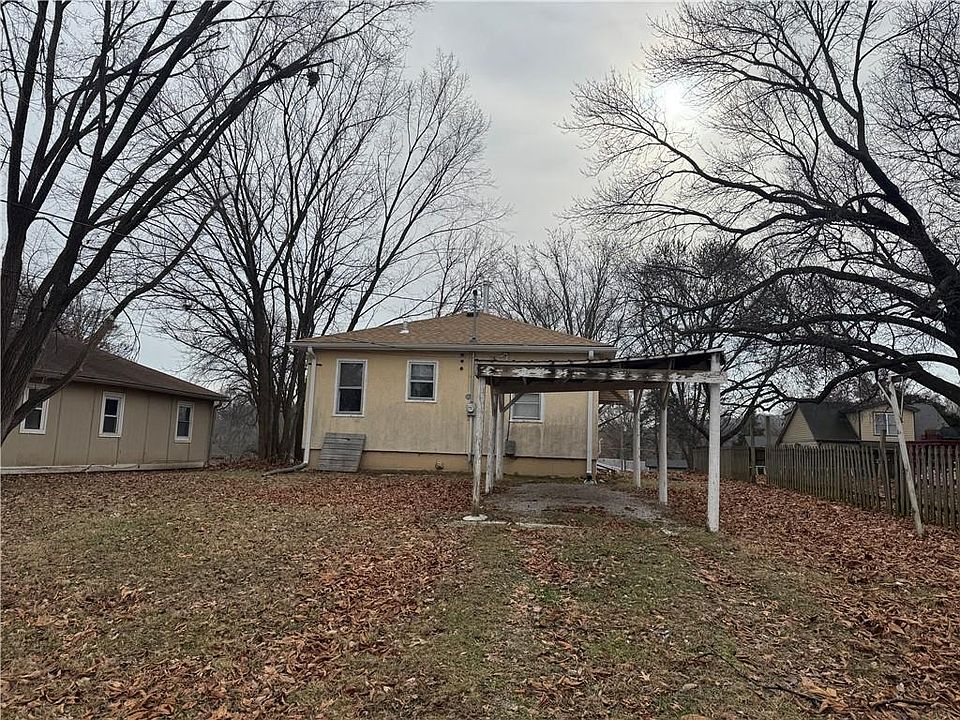 2nd image of 1178 Randolph St