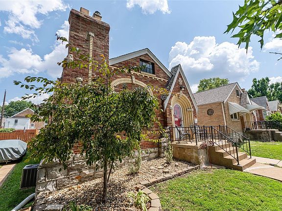 4th image of 724 Dallas Dr