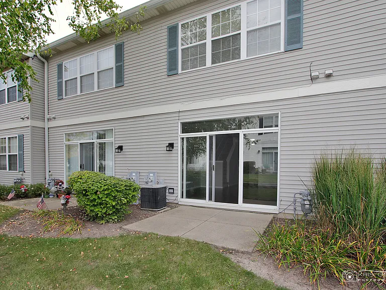 3152 Falling Waters Ln — Photo 18