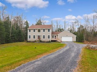 109 Mary Ln, Oakland, ME 04963
