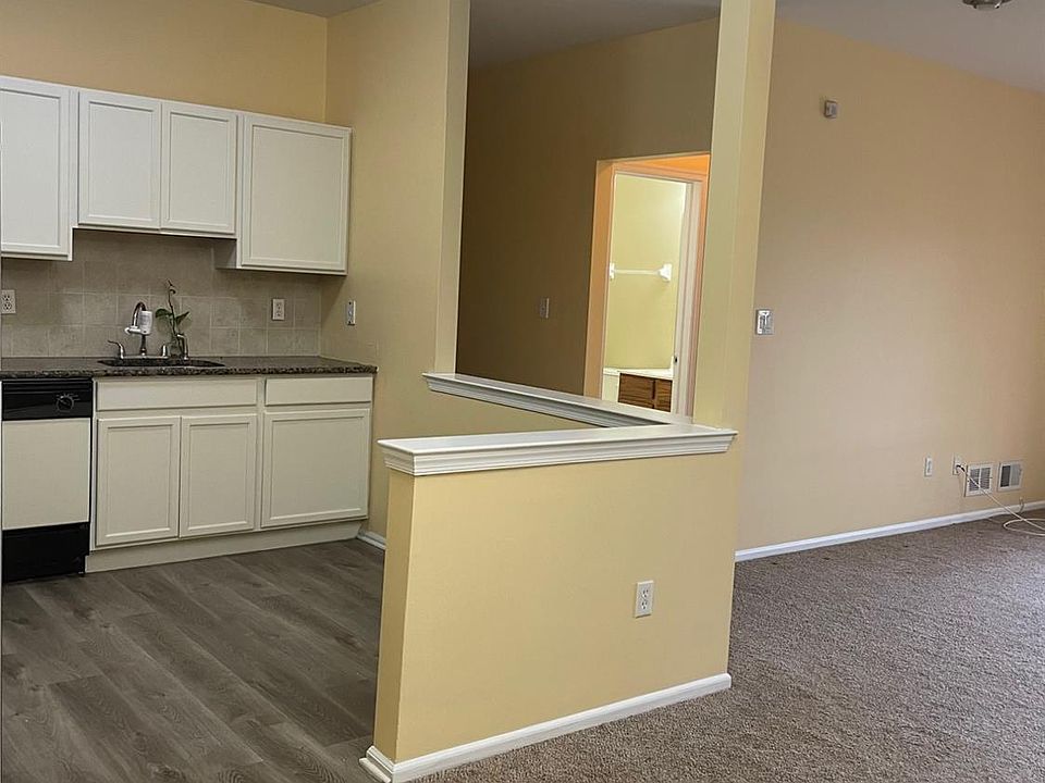 128 Frank Ct South Plainfield NJ Zillow