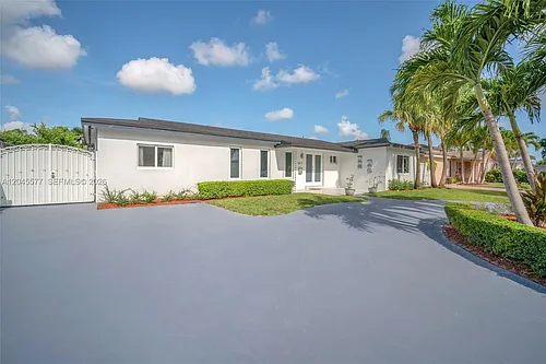 1807 SW 102nd Pl Photo 1 1807 SW 102nd Pl Photo 1