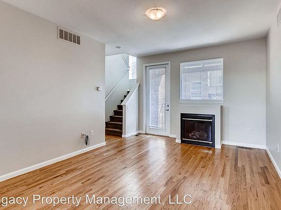 4th image of 84 N Spruce St Unit 405