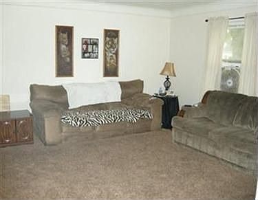 3rd image of 13412 Sprecher Ave