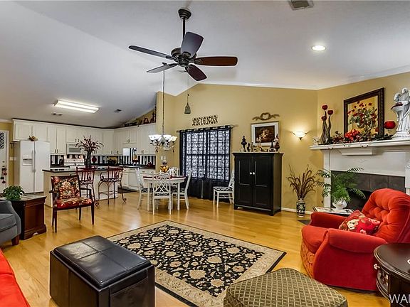 5th image of 1713 Crabtree Cir