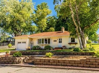 613 4th Ave, New Glarus, WI 53574