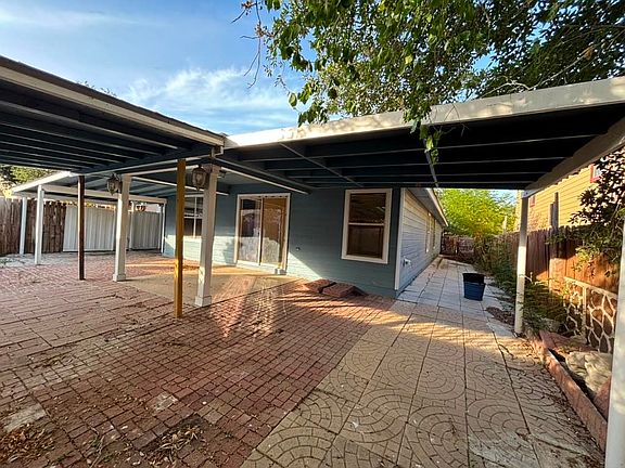 4th image of 17414 College Port Dr