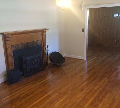 4th image of 140 Continental Dr