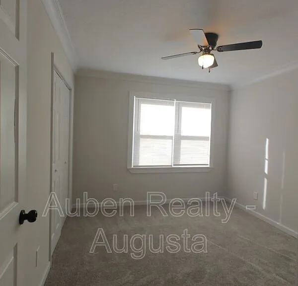4213 Cap Chat St — Photo 2