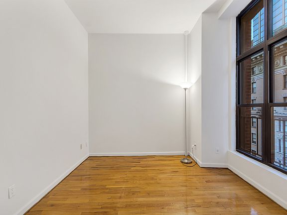4th image of 121 Madison Ave APT 9D