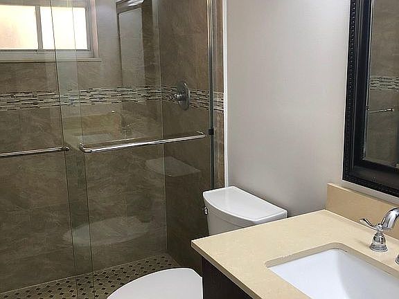 Guest (2) BathRoom