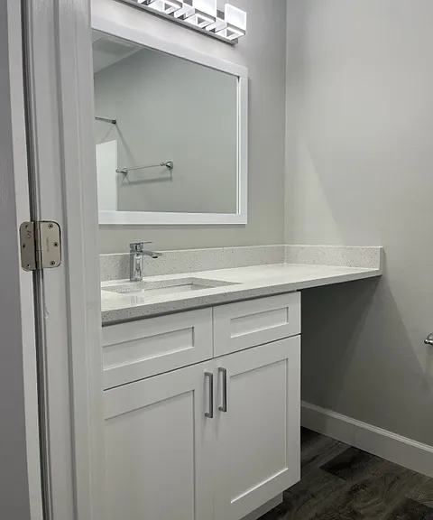 Spring Lake Apartments — Photo 138