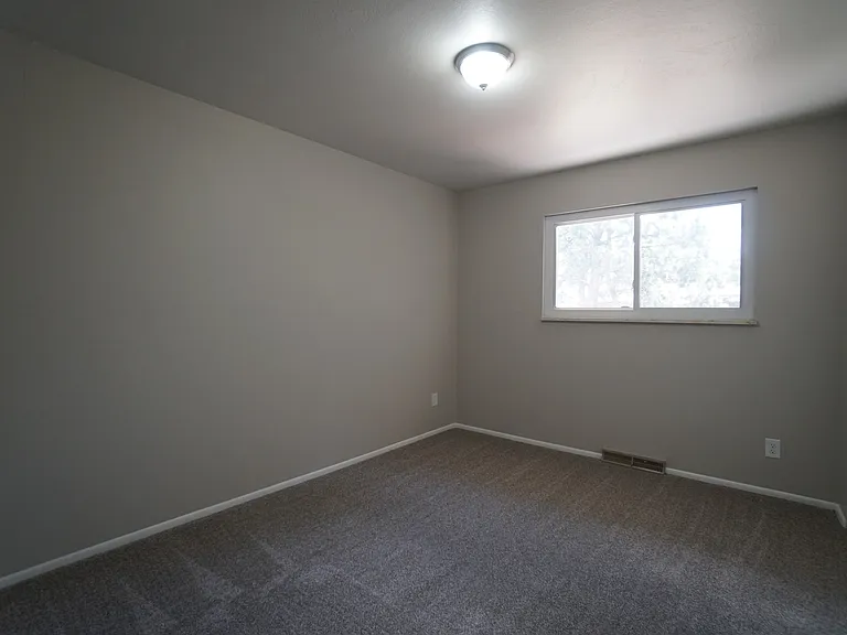 5007 Alta Loma Rd — Photo 19