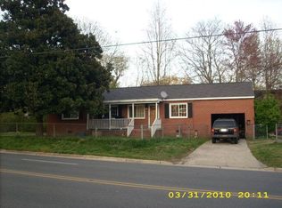 413 S 7th St, Sanford, NC 27330