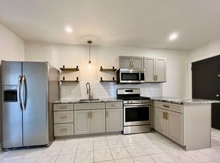27 W James St APT 1, Lancaster, PA 17603