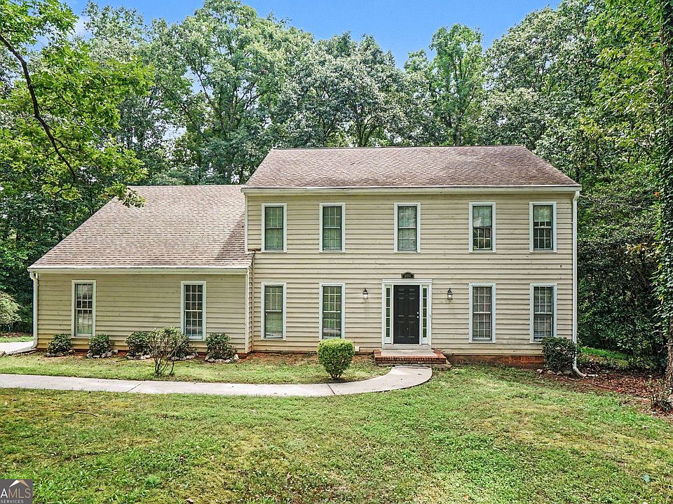 1st image of 3884 Hunting Ridge Dr SW