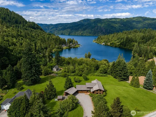 3130 S Bay Vista Drive, Sedro Woolley, WA 98284