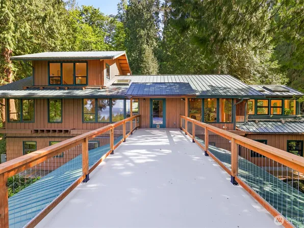 18503 SE 64th Way, Issaquah, WA 98027