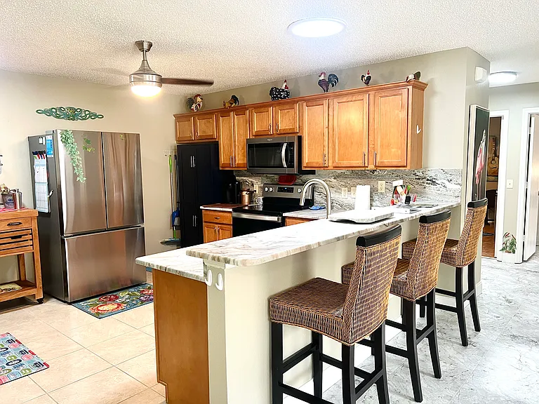 1607 Allendale Pl — Photo 12