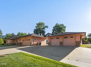 25 10th Ave NE, Watertown, SD 57201