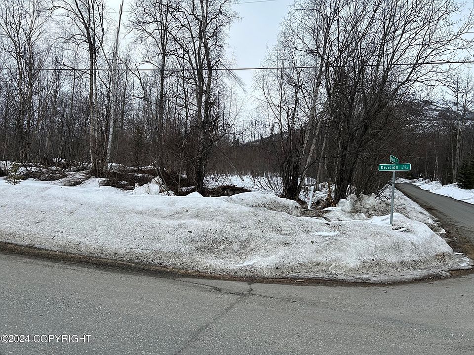 2nd image of 0 Division St