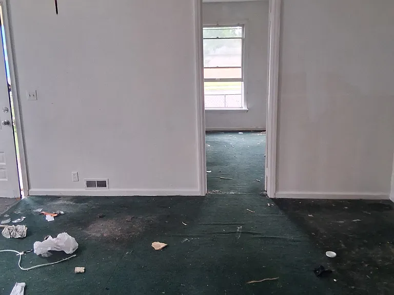 826 Huffman Ave — Photo 4