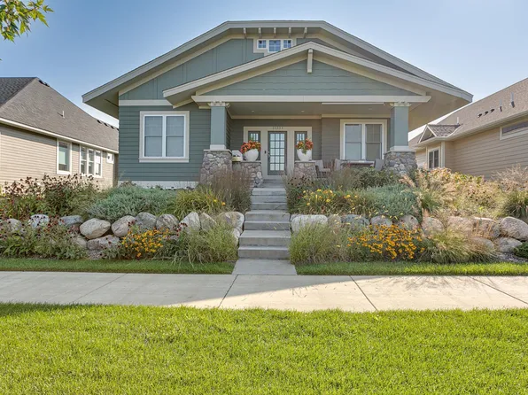 11331 Wildflower Dr N, Lake Elmo, MN 55042