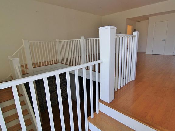 5th image of 26 N Front St #1 C