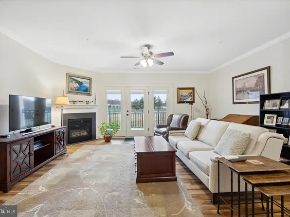 62 Bucktown Xing #12F, Pottstown, PA 19465