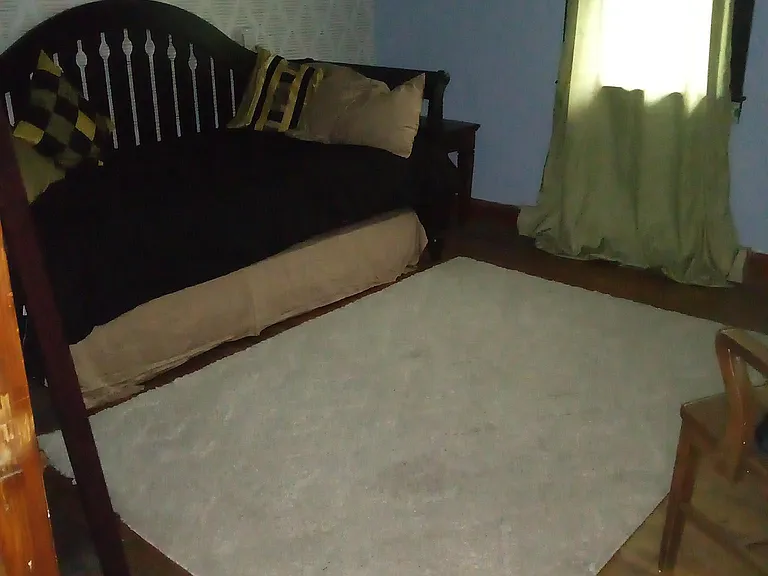 4th bedroom with daybed with popup trundle to make full bed