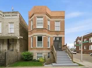2825 W Walnut St, Chicago, IL 60612